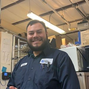 Meet your Posher, Robert